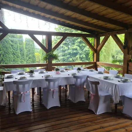 לינה וארוחת בוקר Pod Roza